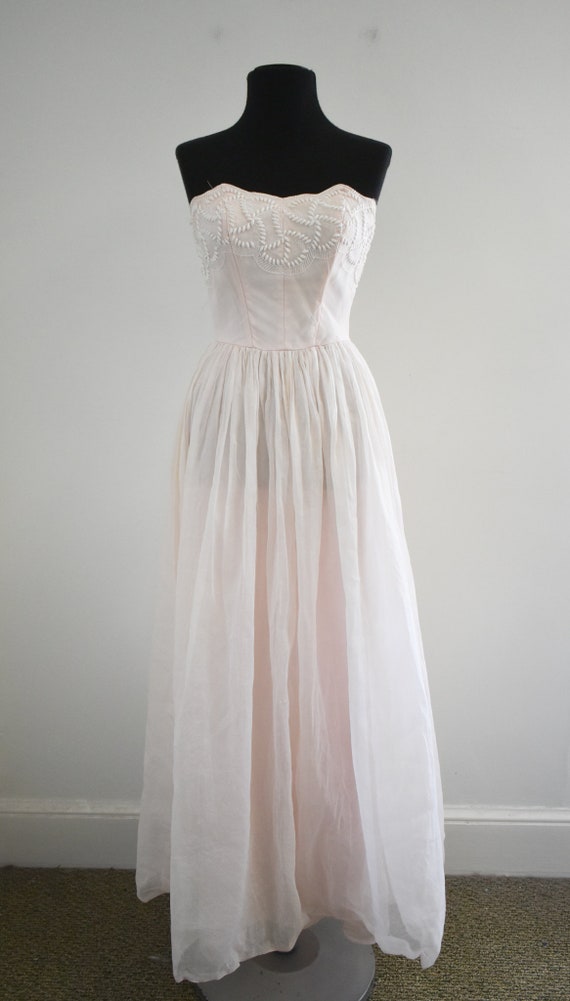 1940s Pink Organza Streapless Dress and Shrug - image 3