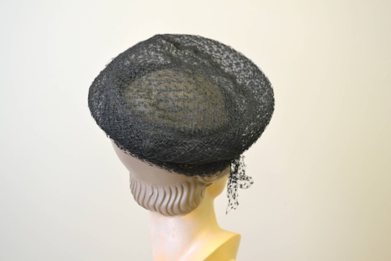 1950s Hattie Carnegie Lace Hat - image 3