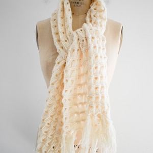 1970s Cream Open Knit Wide Fringed Scarf image 3