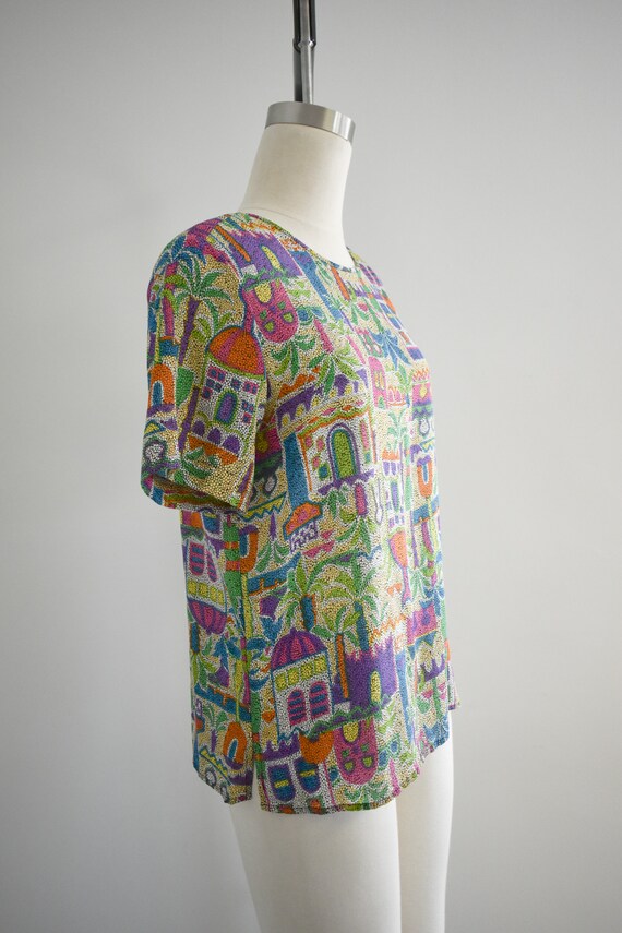 1990s Tropical Print Silk Blouse - image 4