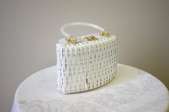 1960s White Wicker Purse with Lucite Handles