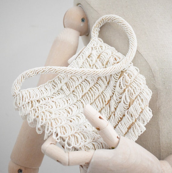 1940s/50s White Loopy Beaded Fringe Handbag - image 1