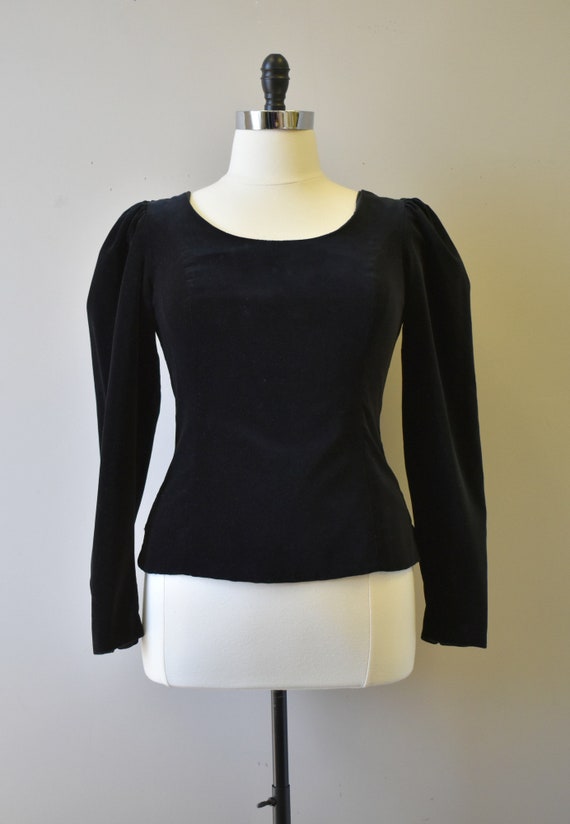 1980s Laura Ashley Black Velvet Blouse - image 3