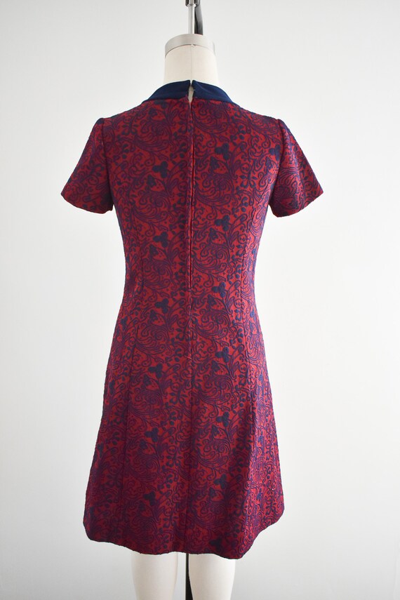 1960s Burgundy and Navy Knit Dress - image 5