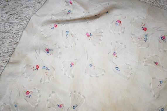 1940s Floral Silk Scarf - image 4