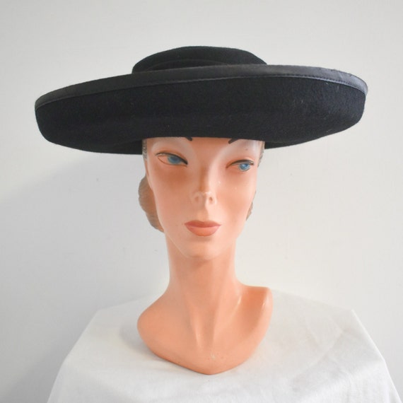1960s Georgi Black Wide Brim Wool Felt Hat - image 1