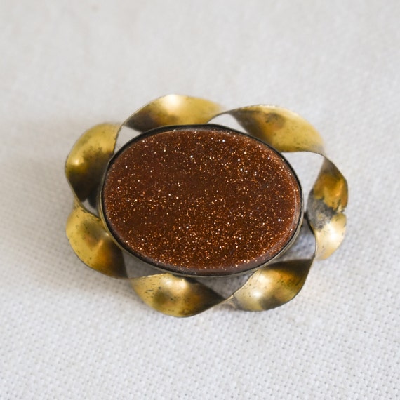 Victorian Goldstone Oval Brooch - image 1