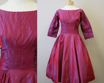 1950s Iridescent Purple Taffeta Dress