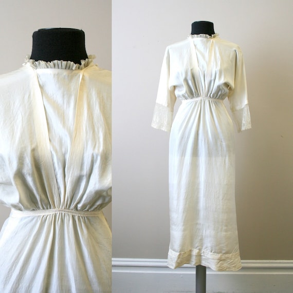 Edwardian Cream Silk Dress - image 1