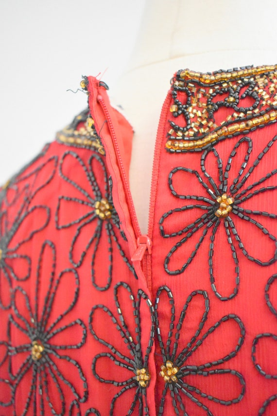 1990s Red Daisy Beaded Blouse - image 6