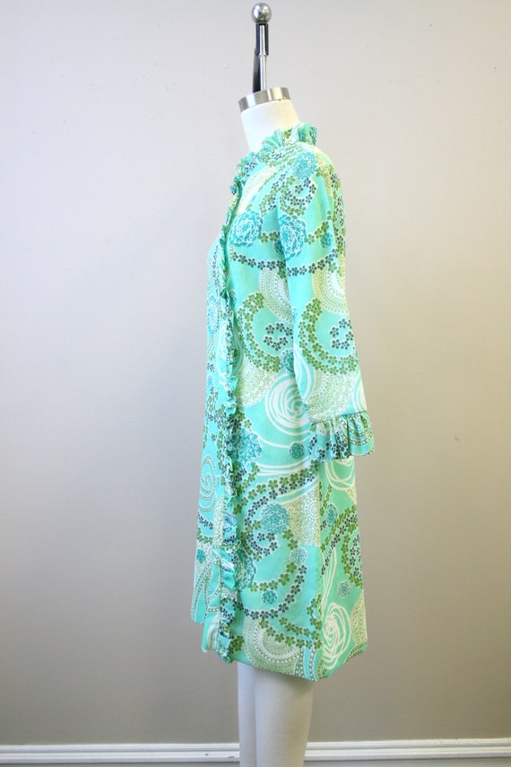 1960s Betty Hartford Green Printed Ruffled Dress - image 5