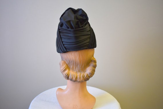 1940s/50s Filbert Orcel Black Satin Turban Hat - image 4