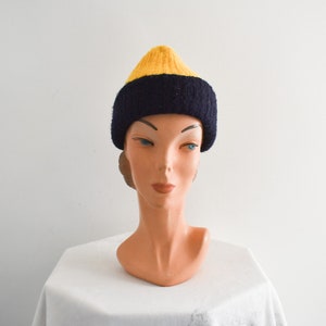 1970s Yellow and Navy Beanie image 2