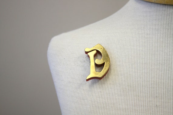 1930s/40s Metal and Red Bakelite "D" Initial Brooc