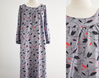 1970s/80s Gray Leaf Print Caftan/Dress