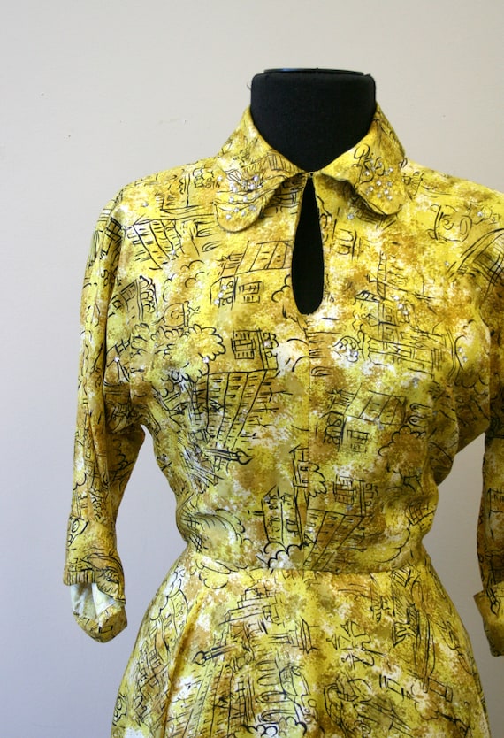 1940s Yellow Printed Silk Dress with Rhinestones - image 2
