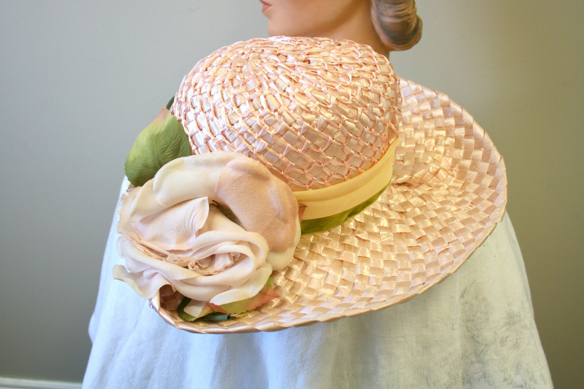 Vintage 1960s Mr John Classic pink 2-tone hat Vintage 1960s Mr John Jr Puffy Bubble Toque Hat Black and  main image 3