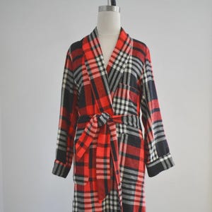 1960s Sear&#39;s Red and Black Plaid Bathrobe