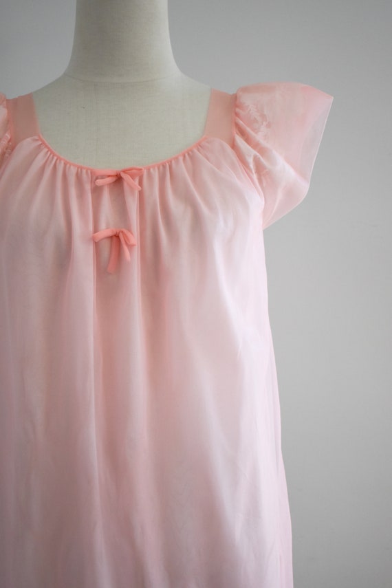 1960s Coral Pink Chiffon Night Gown - image 2