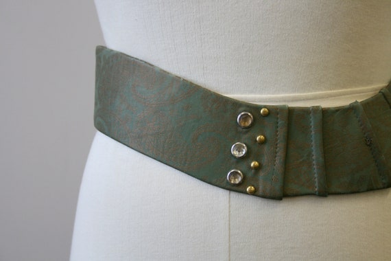 1980s Green Paisley Leather Studded Wave Belt - image 2