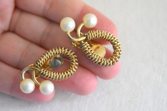 1960s Marvella Faux Pearl Twist Clip Earrings - image 2