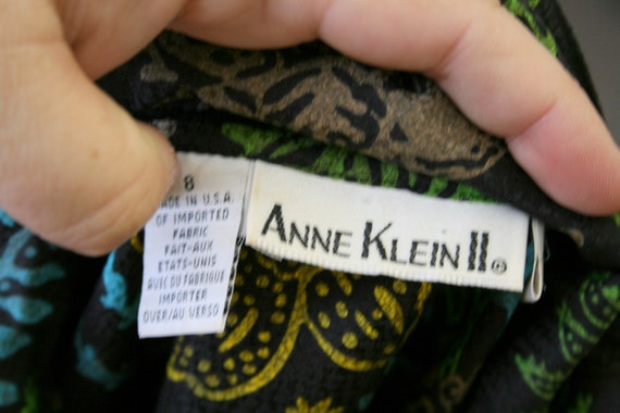 1980s Anne Klein Silk Blouse - image 6