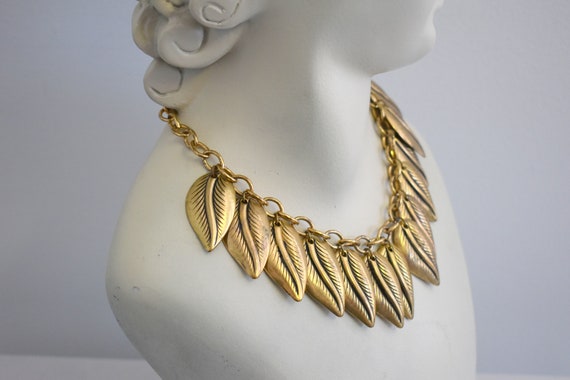 Vintage Gold Leaf Charm Necklace - image 4