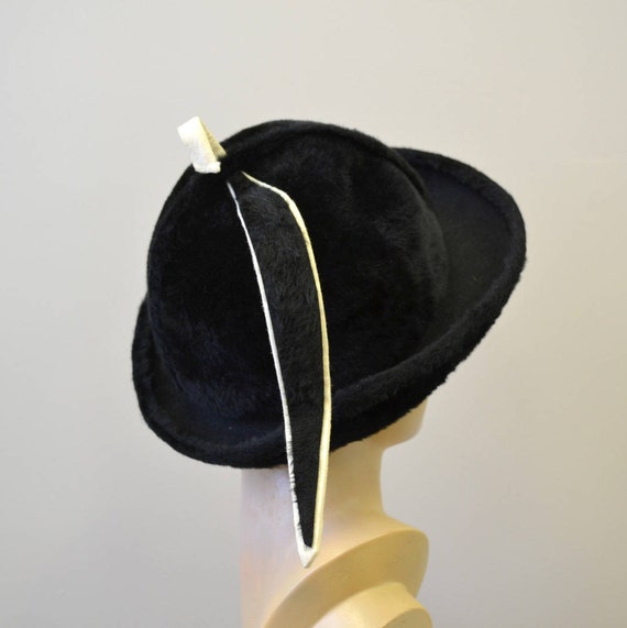 1960s Emme Boutique Black Fur Felt Hat - image 1