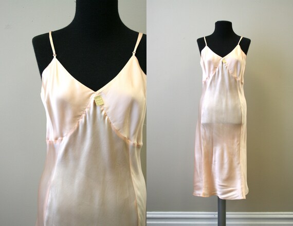 1940s NOS Peach Satin Slip