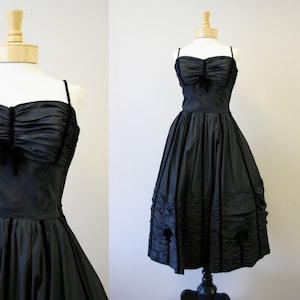 1950s Black Taffeta and Velvet Dress - Etsy