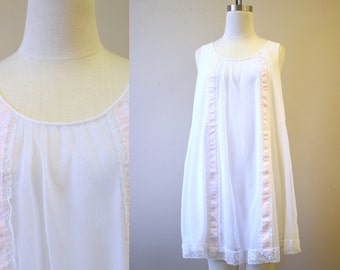 1960s White Short Night Gown with Pink Ribbon Trim