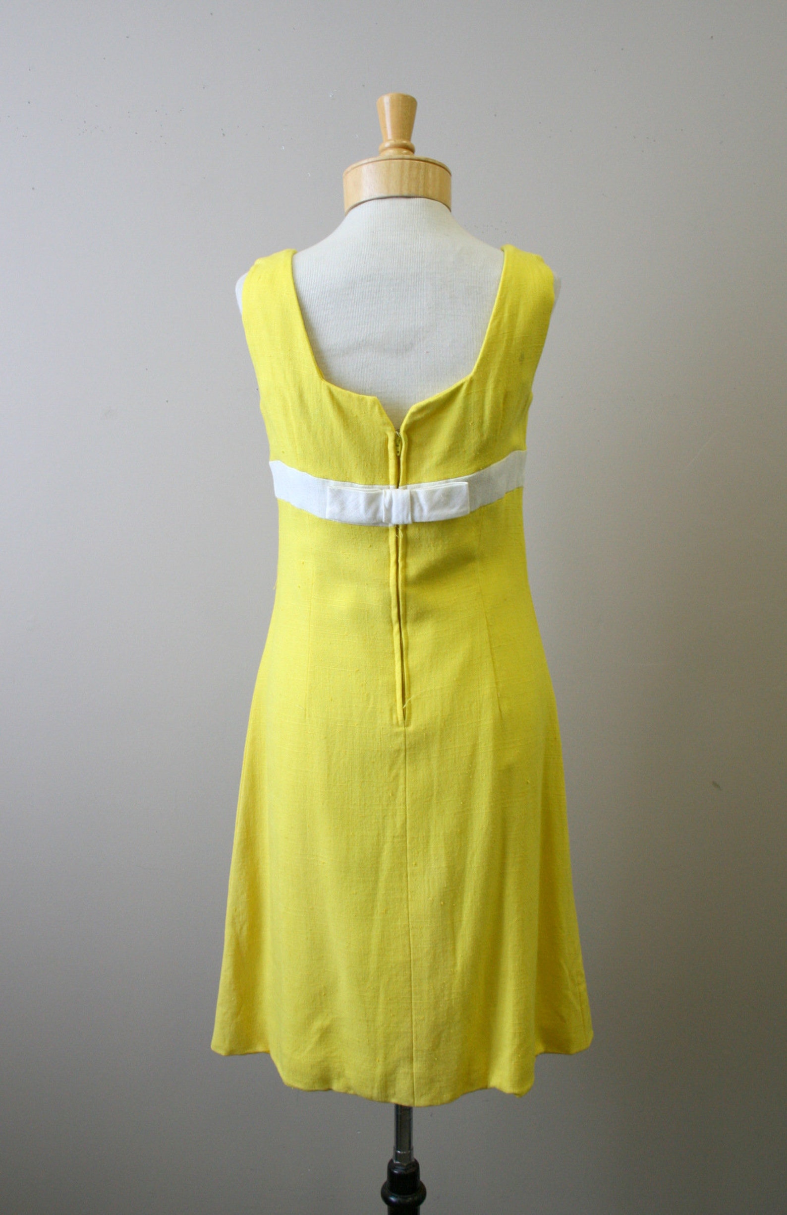 1960s Minx Modes Yellow Daisy Dress and Jacket Set - Etsy