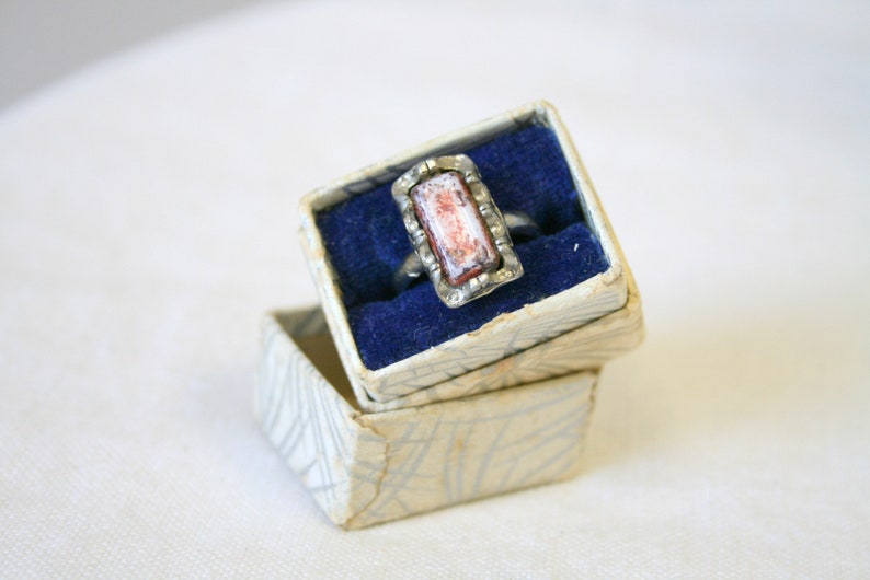 Size 6 1970s Glass Stone Ring