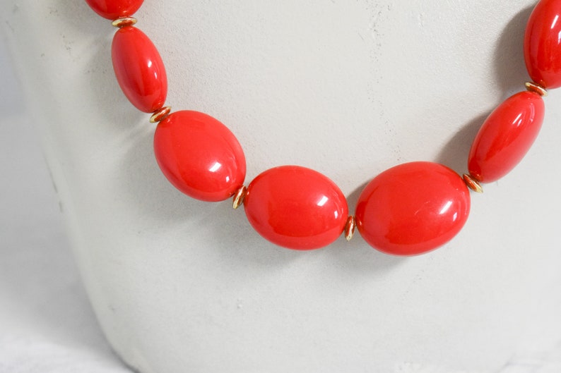 Vintage Red Plastic Graduated Bead Necklace image 4