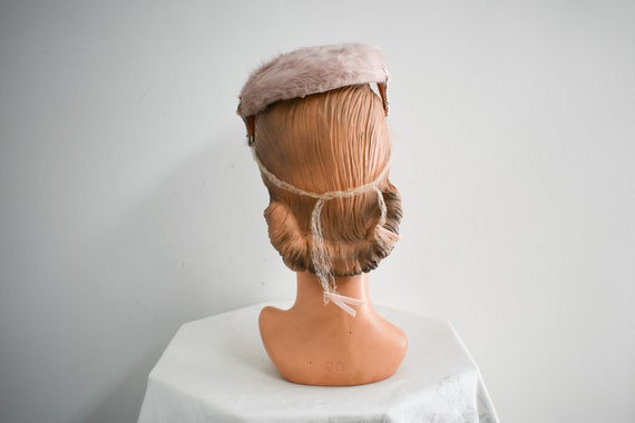 1950s Pale Pink Fur Felt Hat with Beaded Accents - image 4