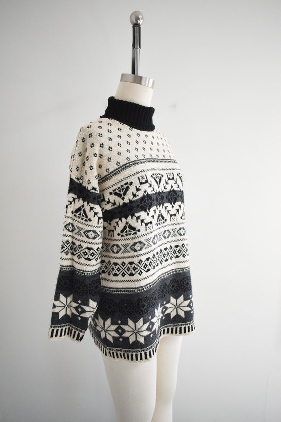 1990s Cream and Black Fairisle Tunic Sweater - image 4
