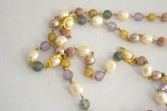 1990s Liz Claiborne Faux Pearl and Bead Necklace - image 5