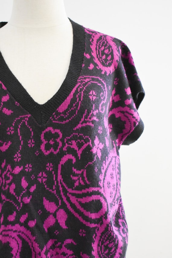 1980s Hot Pink and Black Paisley Sweater - image 3