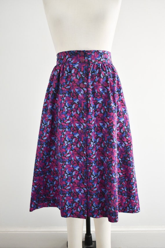 1980s Purple Printed Cotton Midi Skirt - image 4