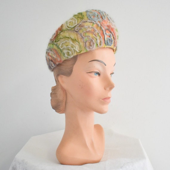 1950s Yarn Soutache Hat - image 1