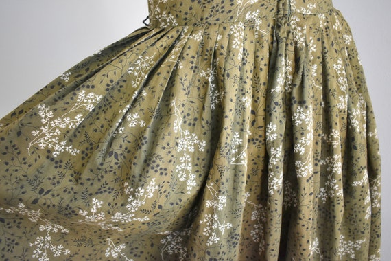 1950s Olive Green Cotton Foliage Print Dress - image 9