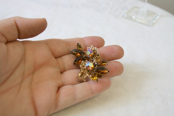 1960s Autumnal Rhinestone Clip Earrings - image 4