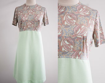 1970s Pale Green and Pink Paisley Knit Dress