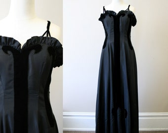 Late 1930s Fashion Originator's Guild Black Silk Faille and Velvet Evening Gown