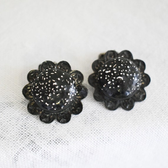 1960s Black Enamel Daisy Clip Earrings