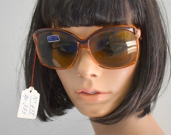 1970s NOS Brown Oversized Plastic Sunglasses