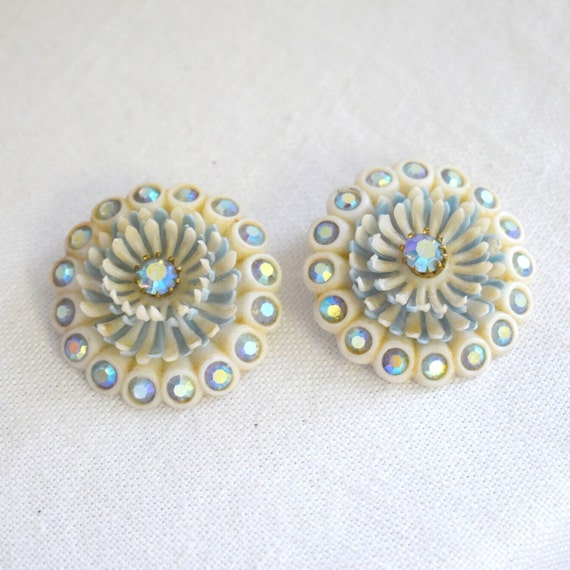 1940s German Plastic and Rhinestone Clip Earrings - image 1