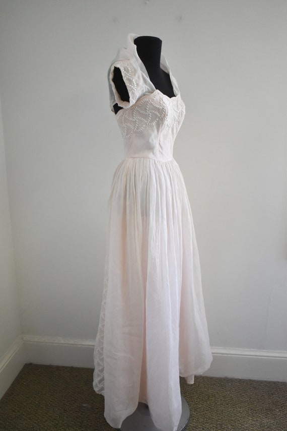 1940s Pink Organza Streapless Dress and Shrug - image 4