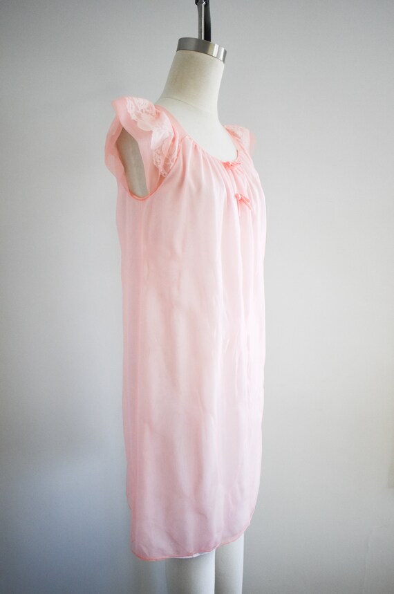 1960s Coral Pink Chiffon Night Gown - image 4