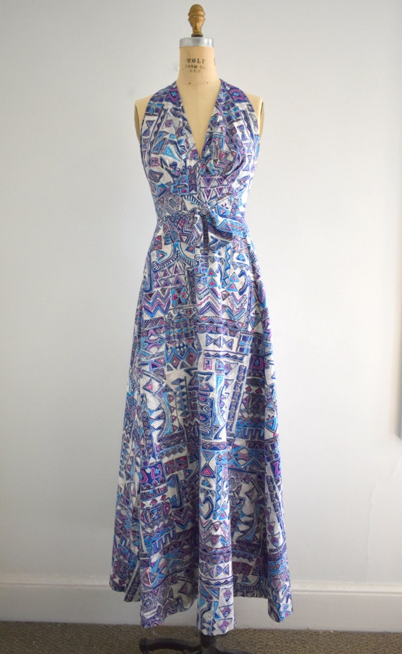 1960s Purple Polynesian Print Barkcloth Maxi Halt… - image 2